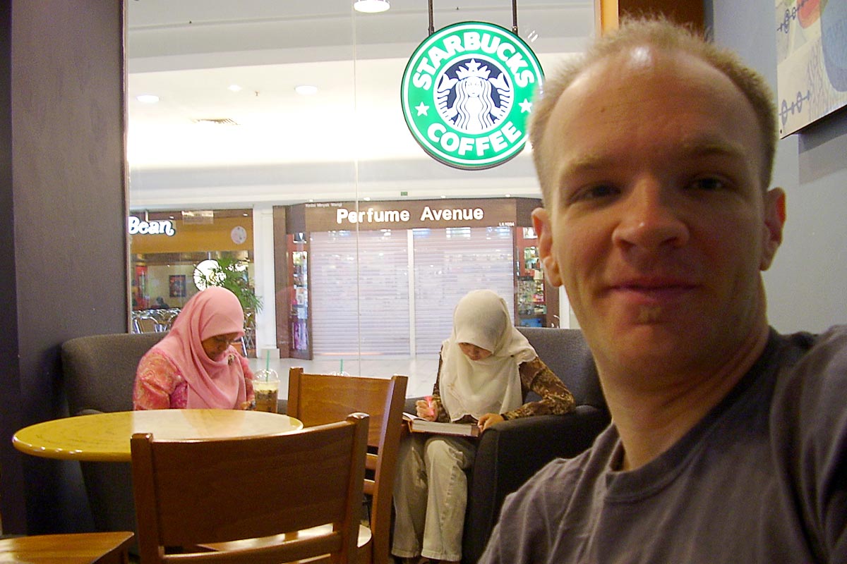 jeremy-starbucks-malacca-malaysia