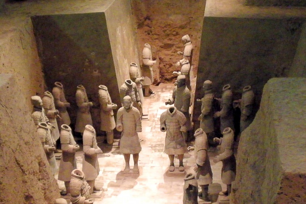 headless-terra-cotta-army-warriors-xian