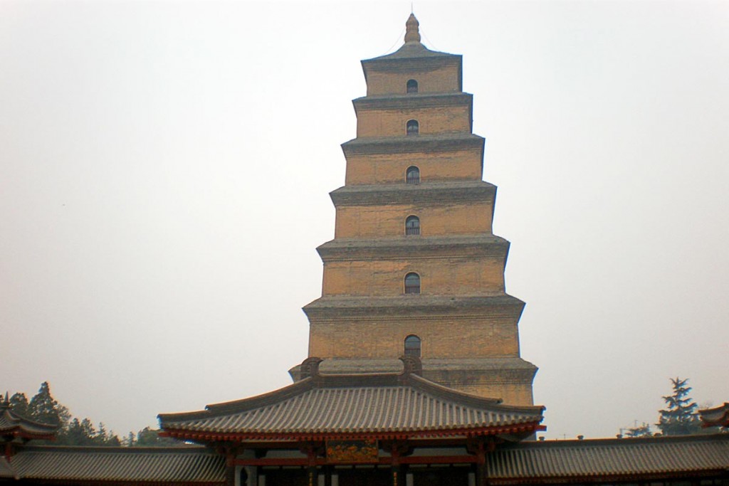 small-wild-goose-pagoda-cloudy-day-xian