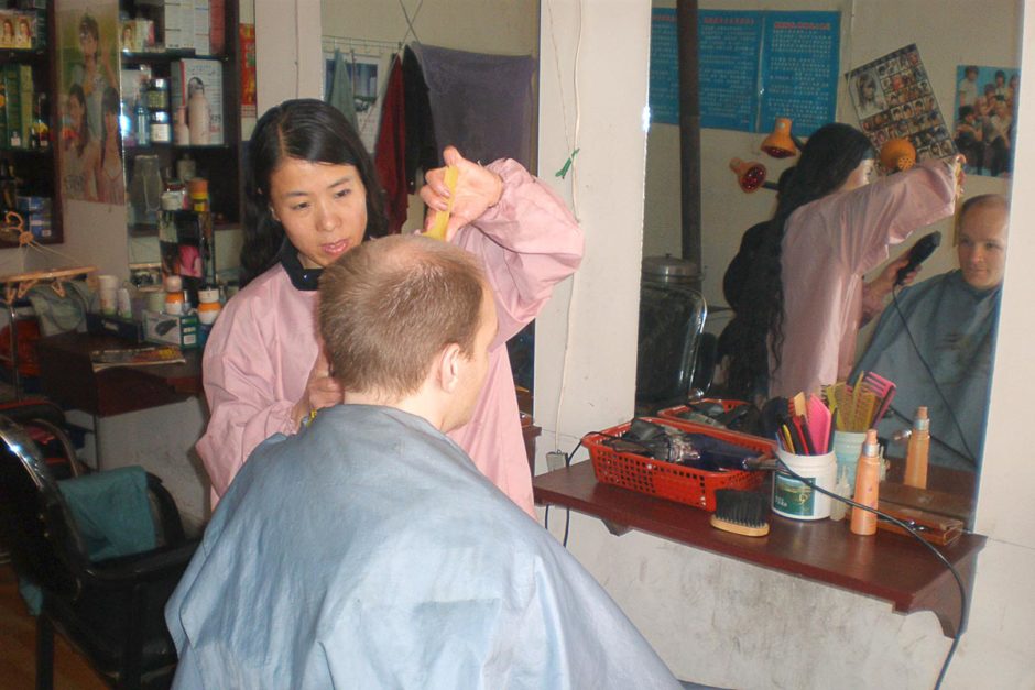 jeremy-haircut-golmud-china