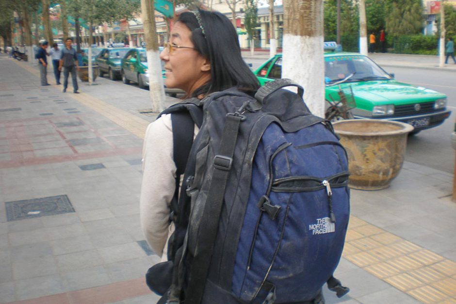 Masayo's bag in Dunhuang – it was sand-free when the trip began.