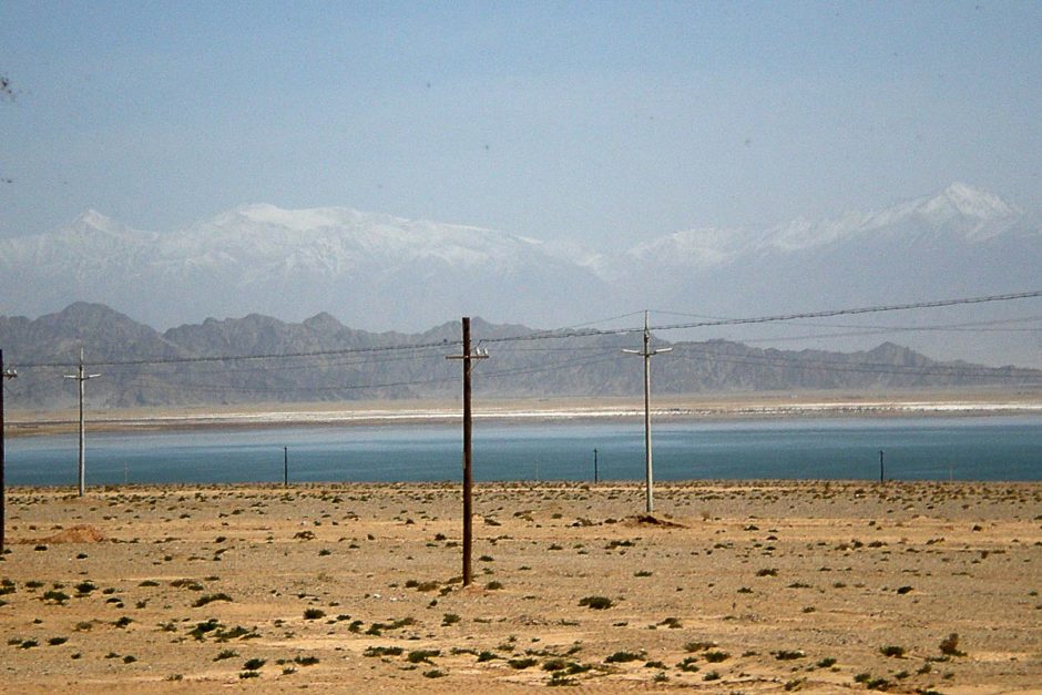 Xiaochaidamu Lake from our bus, passing by on Highway G3011.