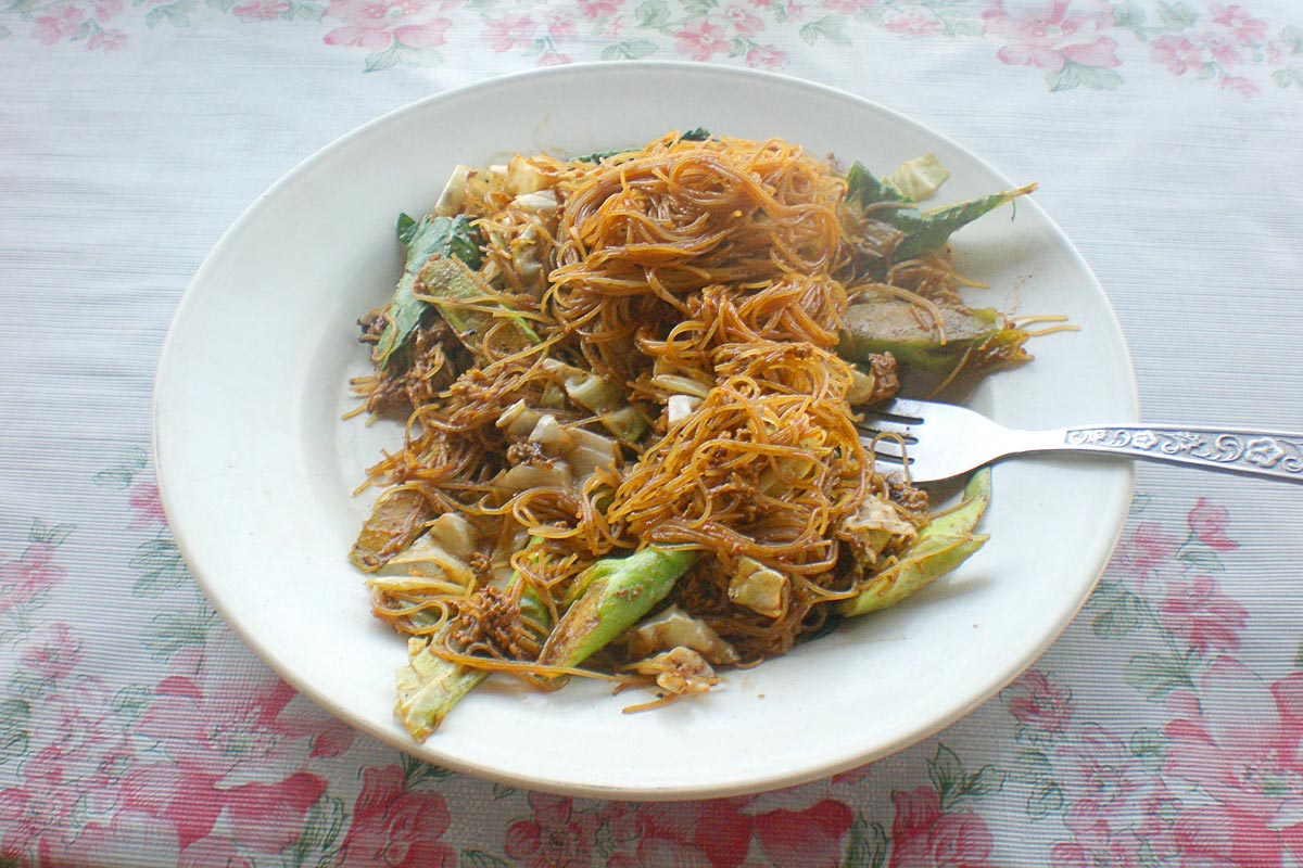 noodles-thonburi-thailand