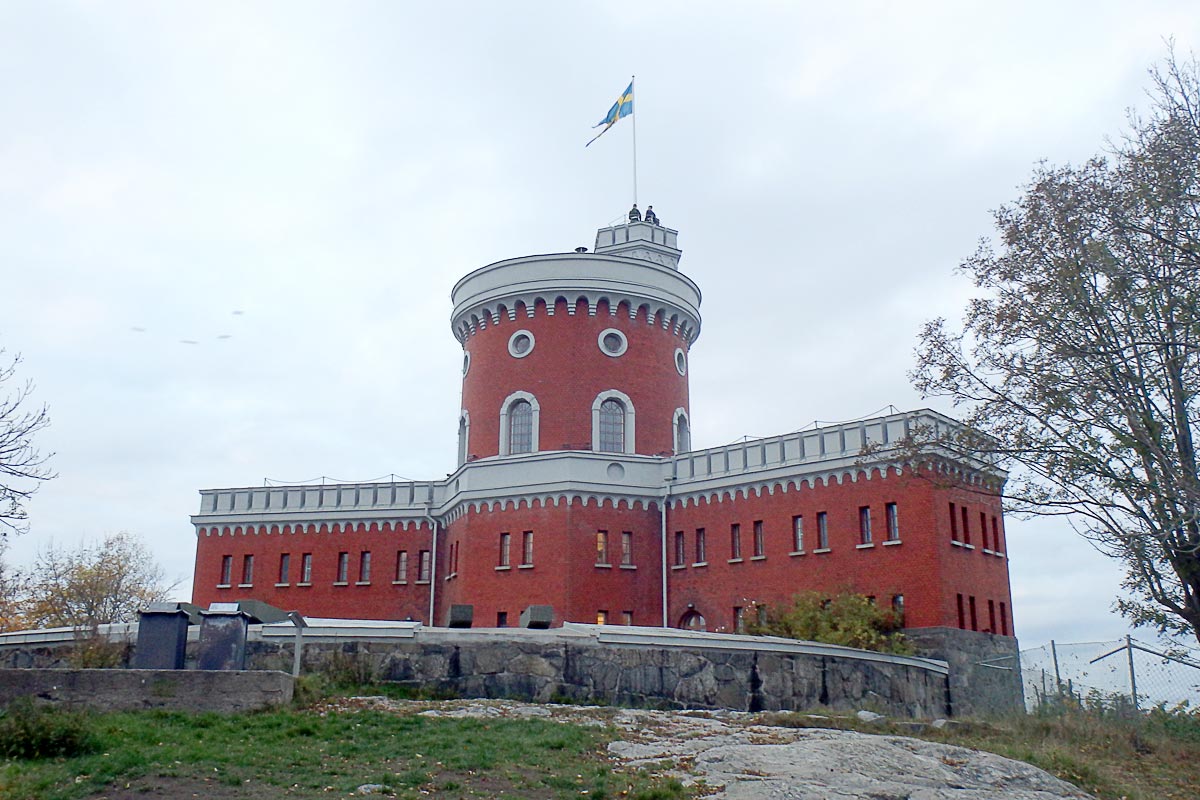 The Kastellet building, which dominates tiny Kastellholmen island.