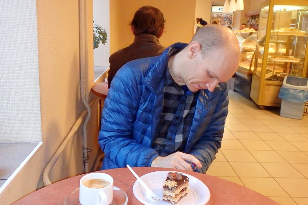 humalog-shot-in-daugavpils-cafe