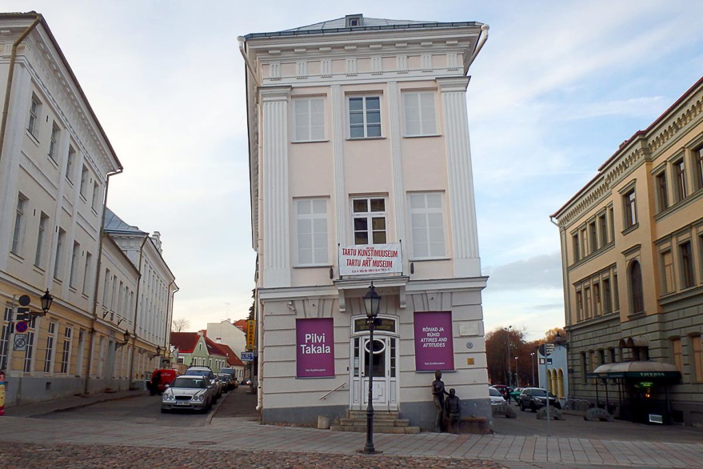 Leaning building in the Tartu town square.