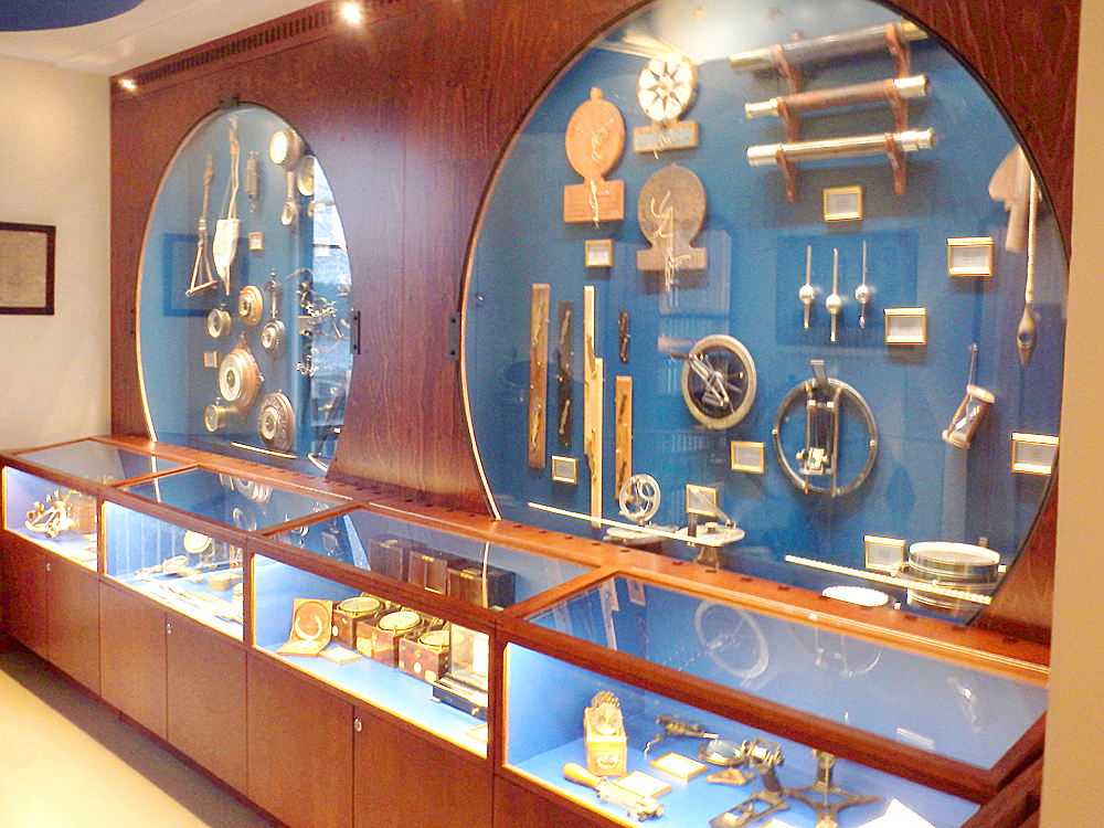 Sailors' tools and gadgets in Ålands Maritime Museum