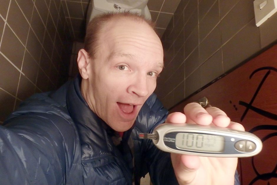 Cramped diabetes selfie – I couldn't help it, with a rare perfect reading.