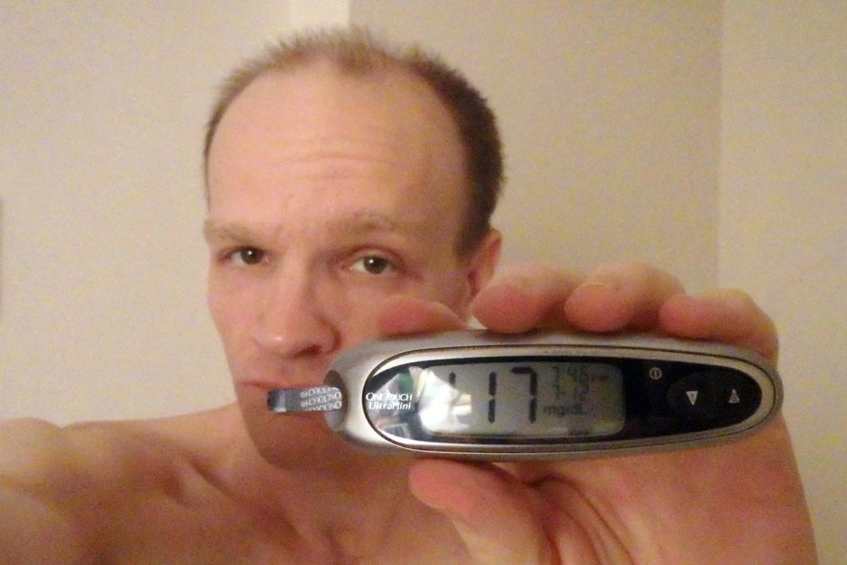 #bgnow 117 after the pizza. Good, but it felt too low so I drank some juice.