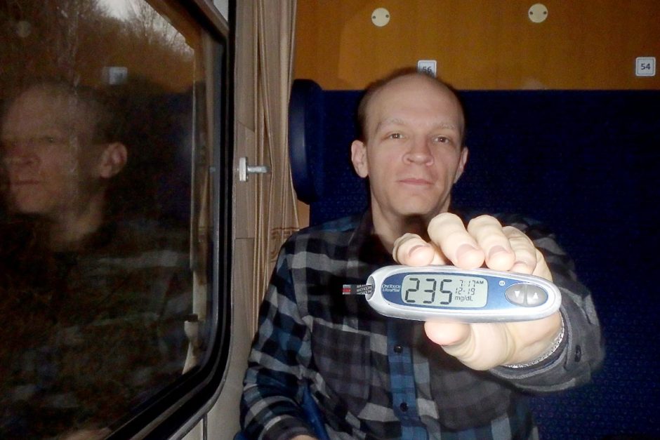 #bgnow 235 on the train to Hulín. Surprised that that small breakfast made me high.