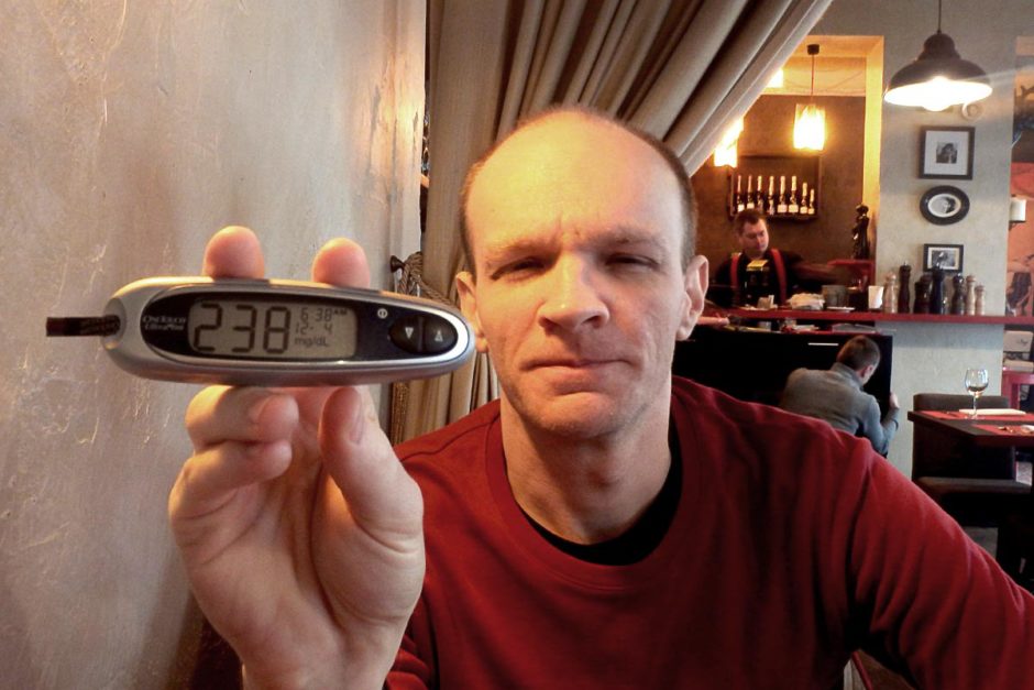 #bgnow 238 before lunch at the French restaurant. The muffins were a bit thicker than I realized.