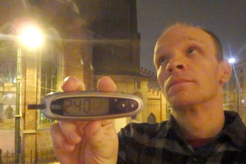 #bgnow 240 on the balcony overlooking the street in Kraków in the south part of Old Town. Location excellent, BG high but better than it was.