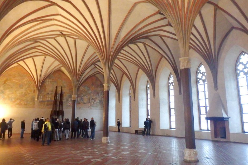 Huge room with a huge ceiling within Malbork Castle.