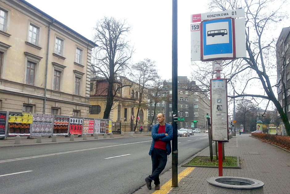 Koszykowa bus stop, where we waited for bus #159 to come.