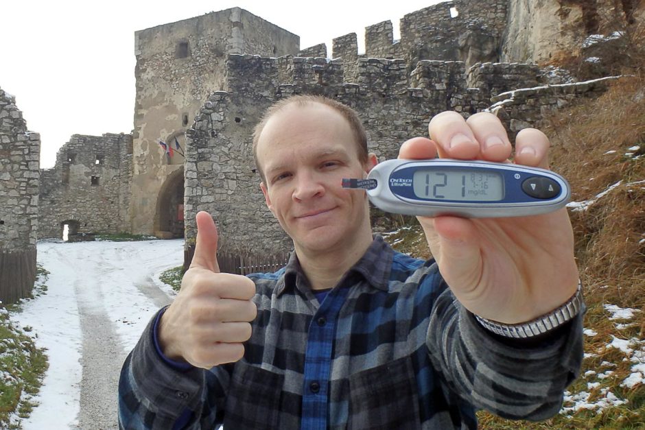 #bgnow 121 at the castle — exact same as it was in the morning! But with all the walking I was doing, I elected to have some chocolate after this.