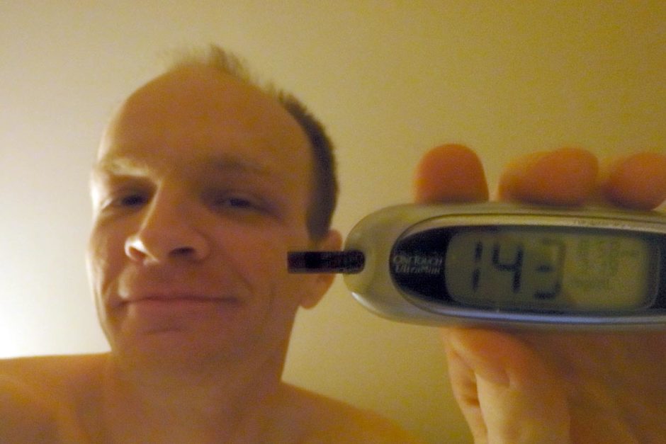 #bgnow 143 before bed in Miskolc. The cheap unhealthy dinner worked :)