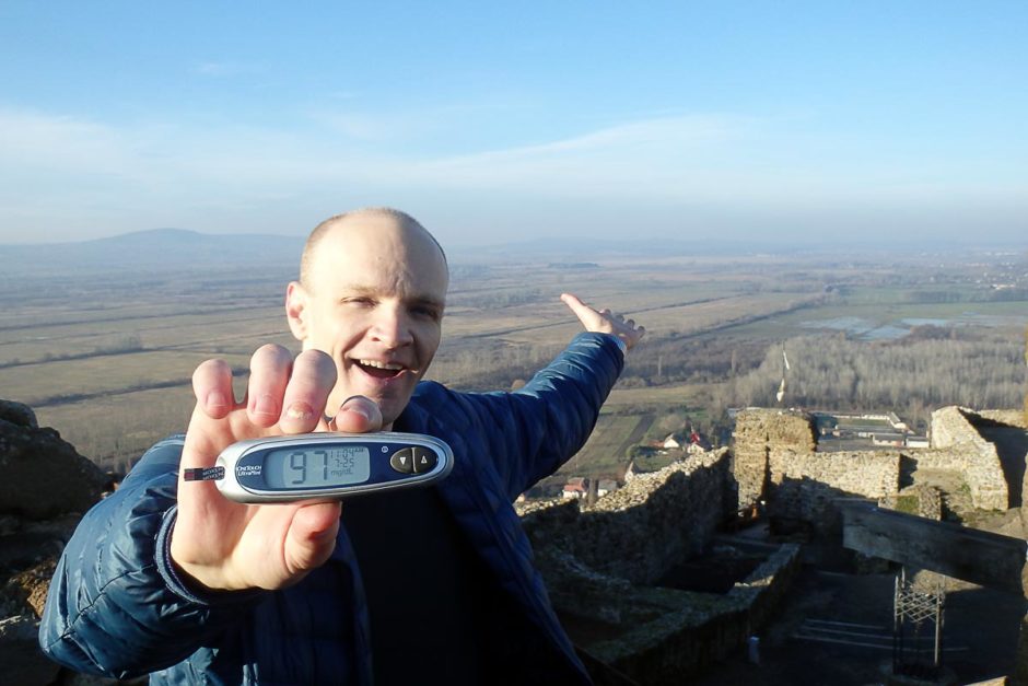 #bgnow 97 at Szigliget Castle. A bit low for the bike ride home we still had to go.