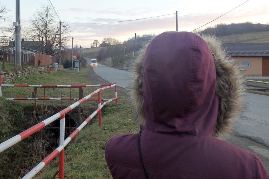 Masayo, increasingly cold, finally spots the bus to take us to warmth and civilization.