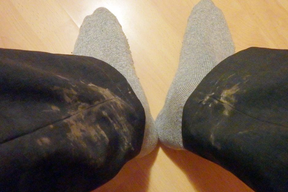 My Bluff Works pants got muddy in Slovakia. I rinsed them off in a sink for a couple minutes, then went to dinner with clean, dry pants.