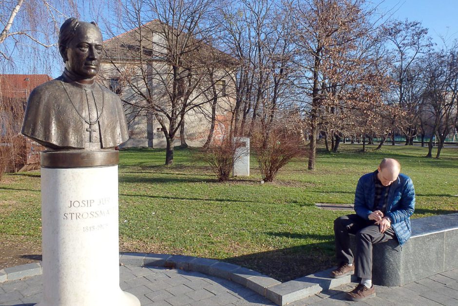 This statue looked on as I took my shot for the picnic. He had done his hair in the same style as mine.