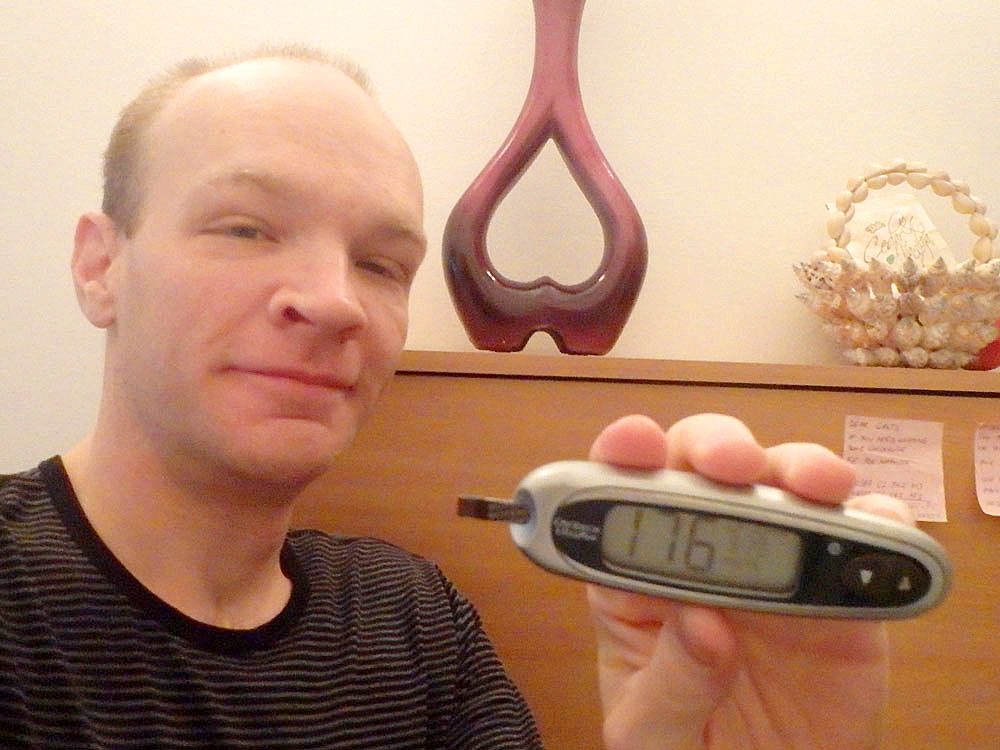 #bgnow 176 in the morning. Not yet awake, but after the unknown pizza for dinner, I was happy to see something below 200.