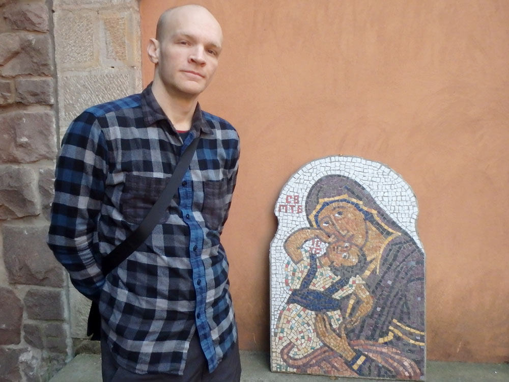 Me and a Virgin Mary mosaic at Žiča Monastery
