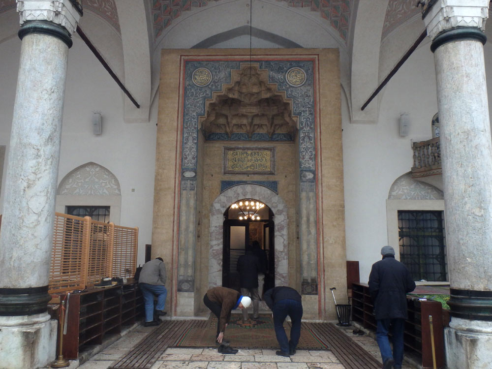 People entering a mosque in Sarajevo