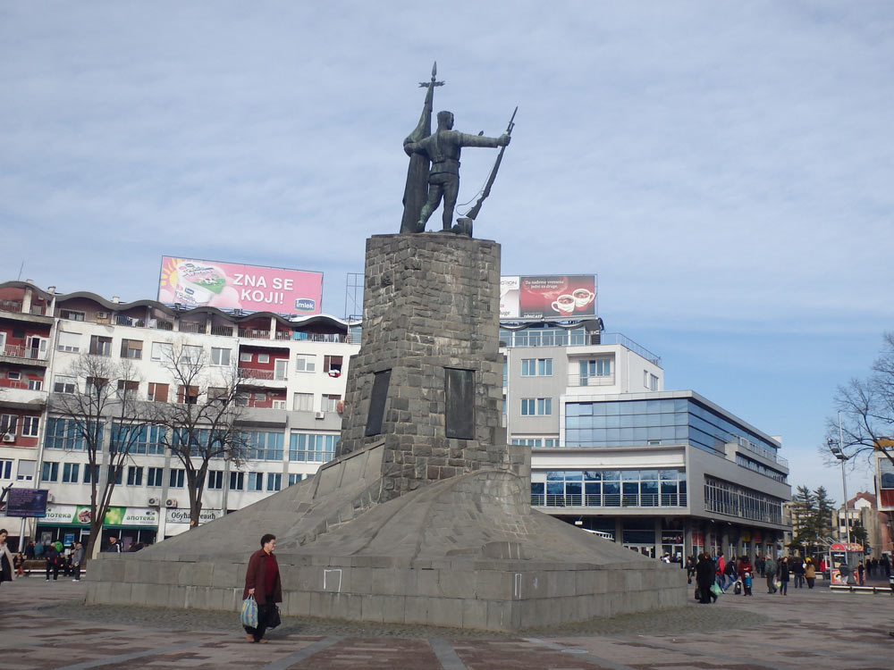 Statue in Kraljevo town square