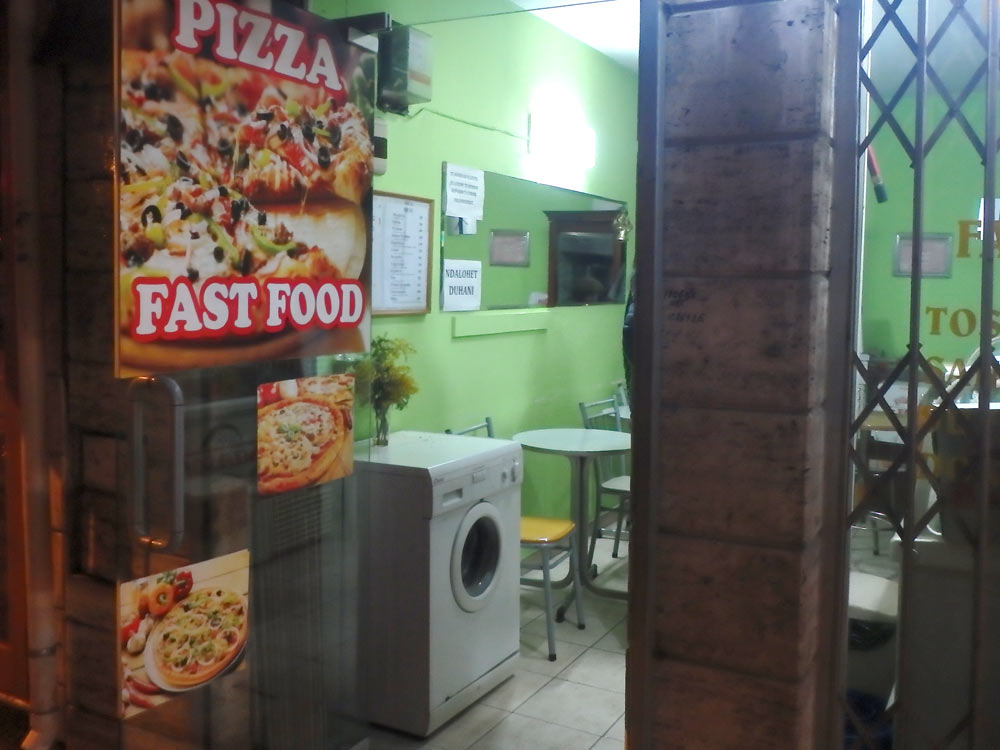 Fast Food restaurant, where we got our pizza twice in Tirana, with its own washing machine for some reason