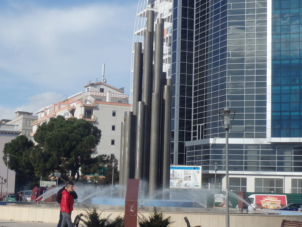 The town fountain had water, even though it's February.