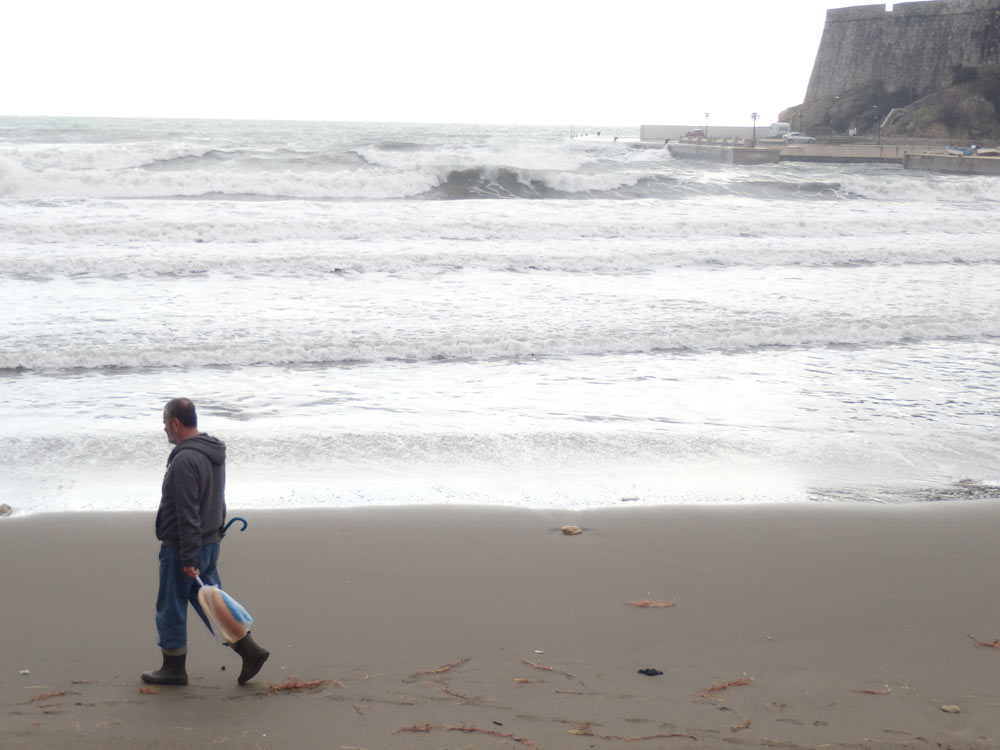 Guy walking on Ulcinj beach