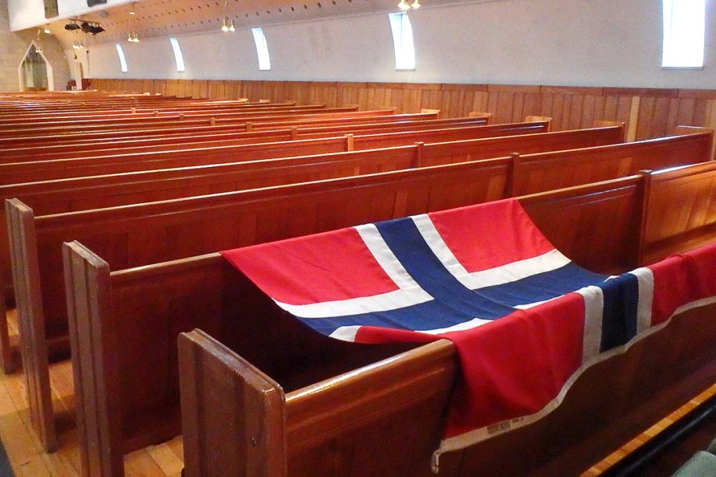 norwegian-flag-on-pews-in-bodo-cathedral