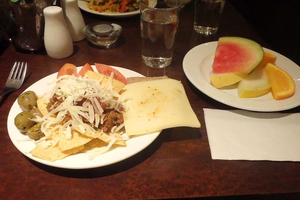 taco-and-fruit-in-bodo-hotel