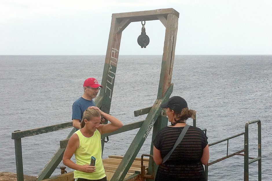 jump-platform-kalae-south-point-hawaii