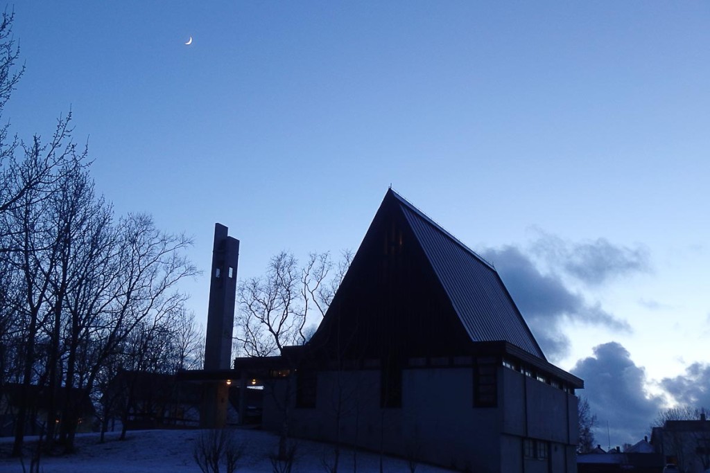 a-frame-building-crescent-moon-bodo