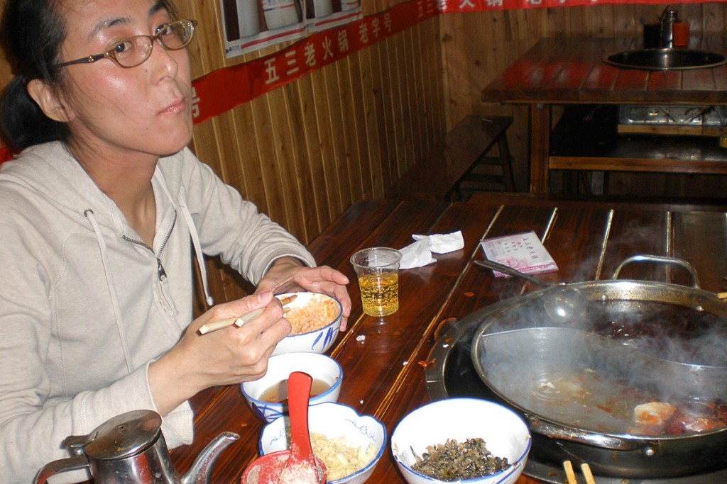 masayo-at-hotpot-restaurant-chongqing