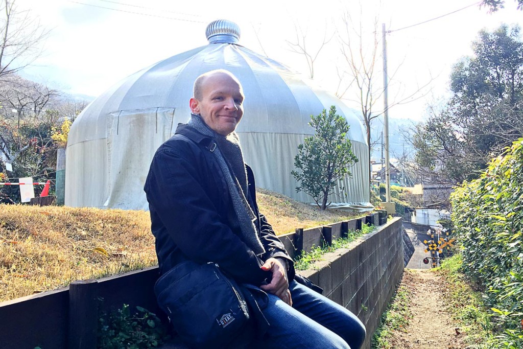 jeremy-metal-round-greenhouse-shigisanguchi