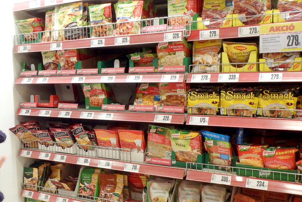instant-soup-section-hungary-supermarket