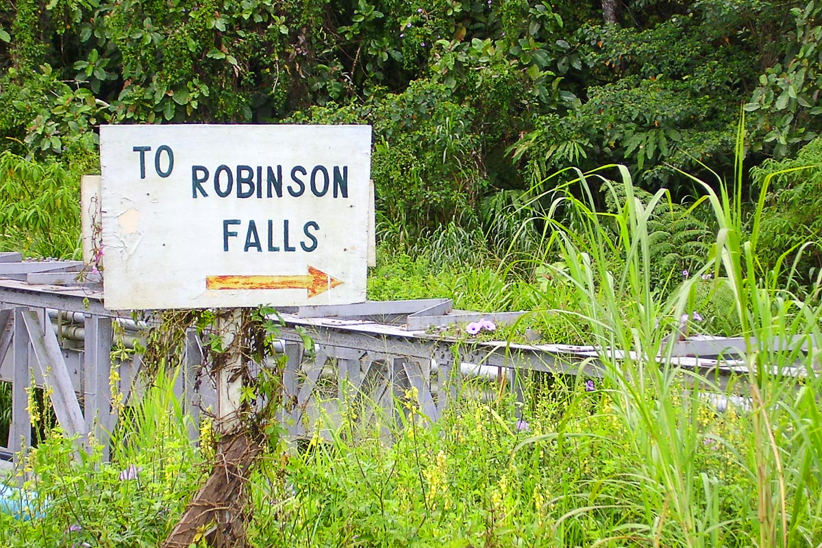 sign-to-robinson-falls-tanah-rata-malaysia
