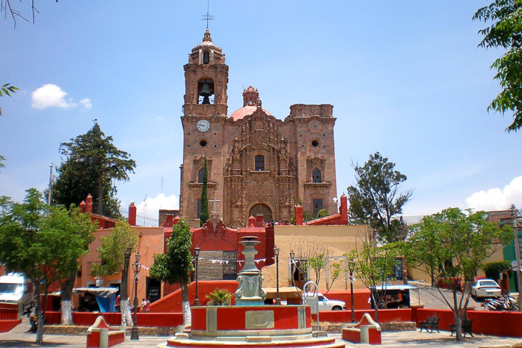 town-square-and-san-cayetano-valenciana-mexico