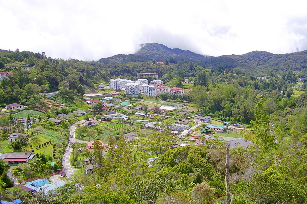 view-tanah-rata-from-metal-tower-walk-4-parit-falls