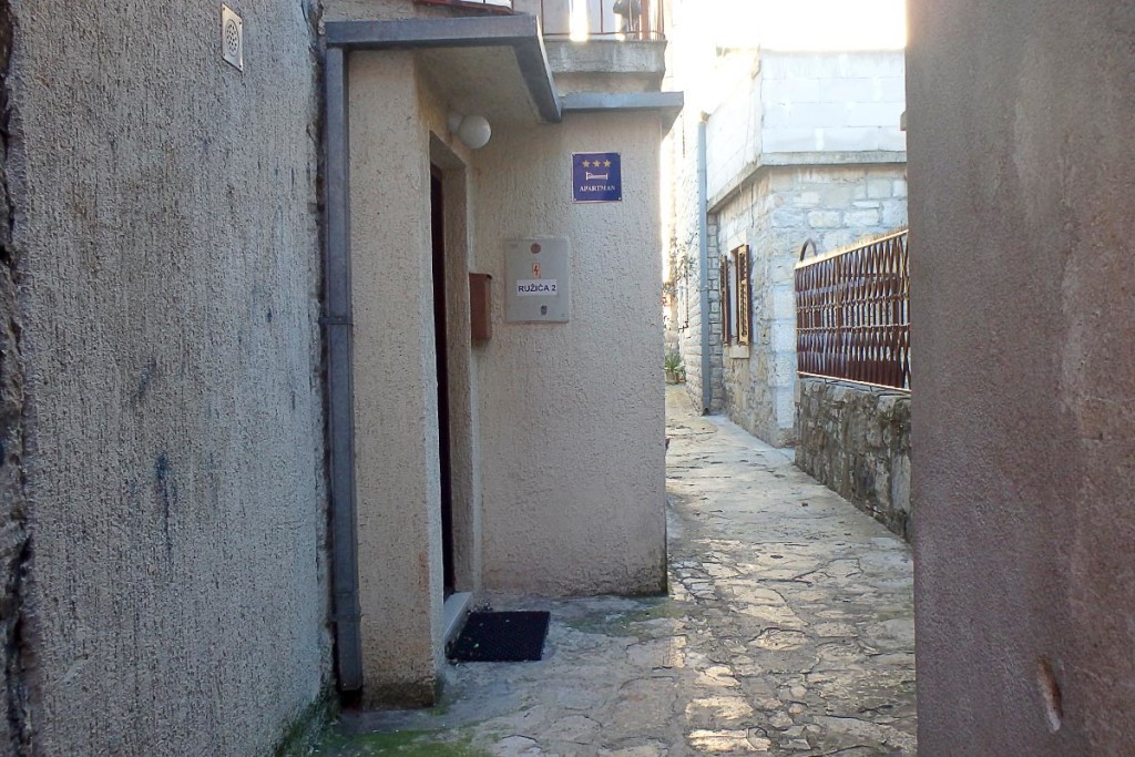 The charming alleyway to Viking House in Split.