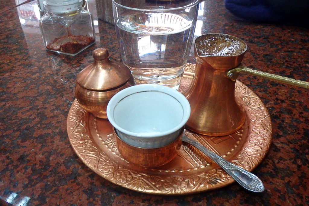 bosnisn-tea-service-sarajevo