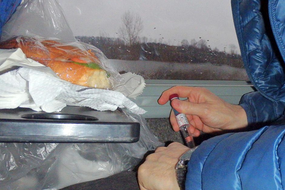 bus-insulin-shot-sandwich-serbia