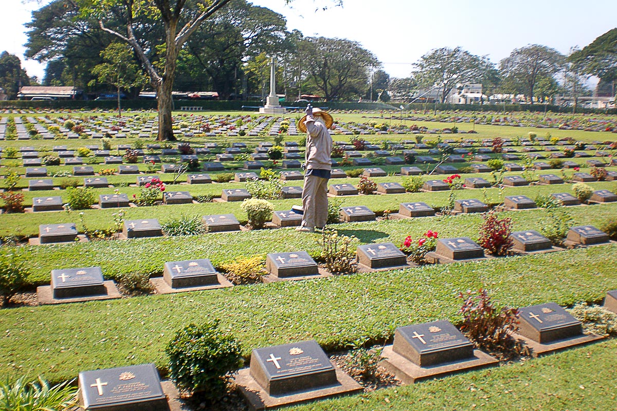 gravestone-cleaner-kanchanaburi-war-cemetery