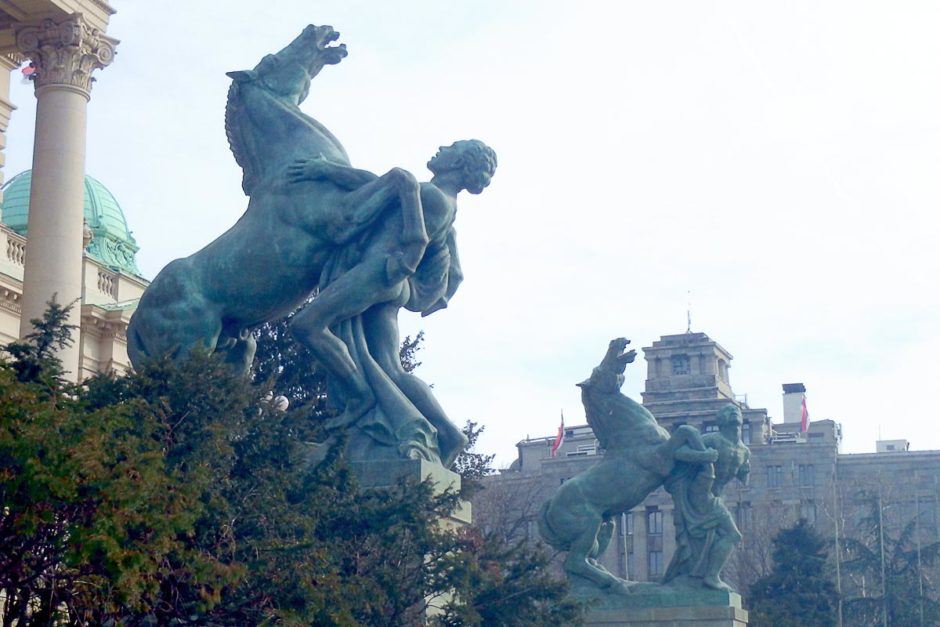 man-horse-wrestling-statues-belgrade-serbia