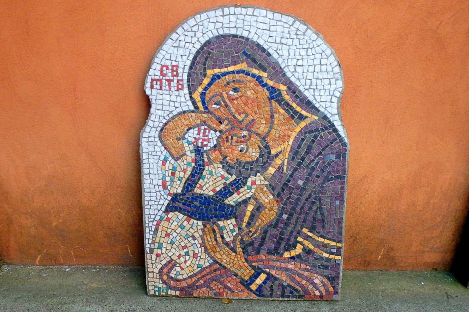 mosaic-woman-child-zica-monastery-kraljevo