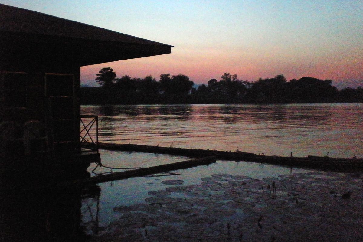 sunset-lillies-river-kanchanaburi-thailand