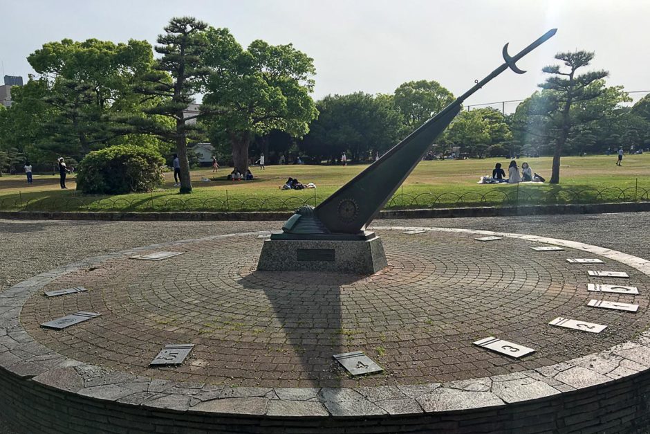 Sundial in Akashi. This photo was taken at 4:14. Not bad huh?