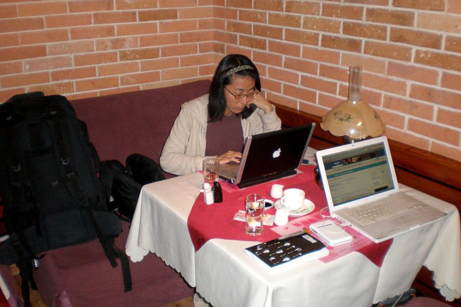 Research on the last day in Xining: we found a cafe with wifi.